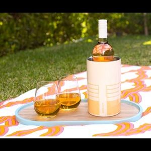 Wine chiller